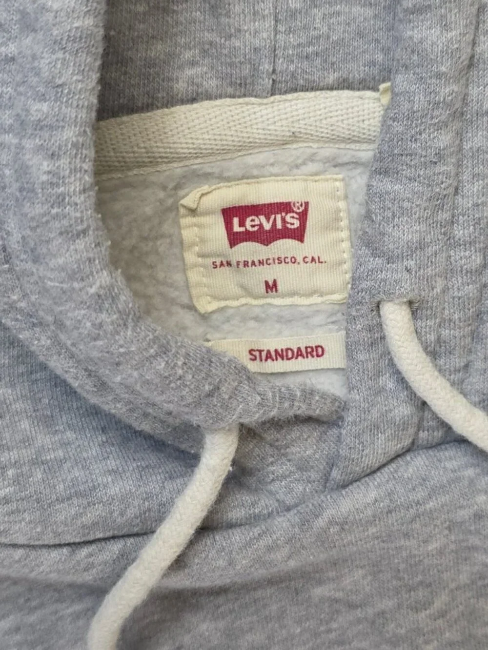 Levis levis sweater